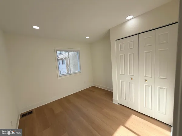 $2,700 | 9650 Marston Lane, Gaithersburg, MD 20886