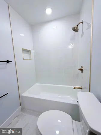 $2,700 | 9650 Marston Lane, Gaithersburg, MD 20886