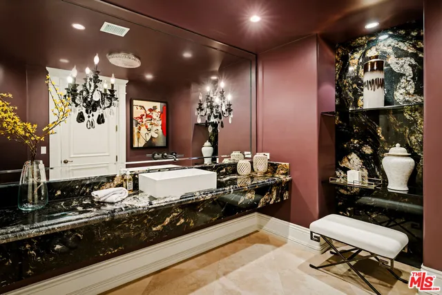 $9,895,000 | 1350 Benedict Canyon Drive, Beverly Hills, CA 90210