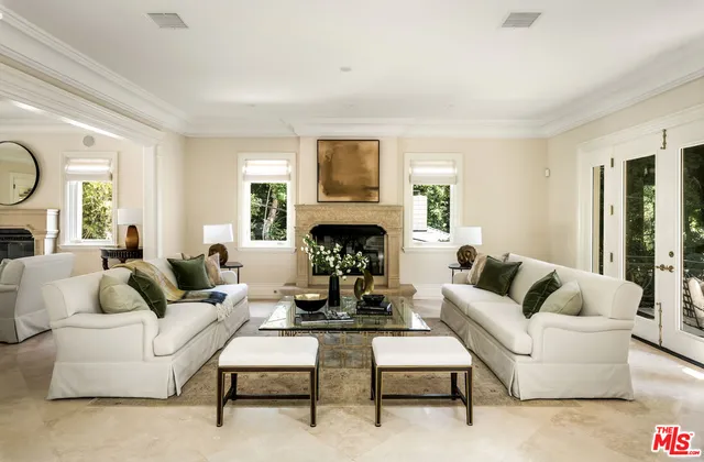 $9,895,000 | 1350 Benedict Canyon Drive, Beverly Hills, CA 90210