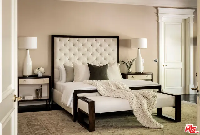 $9,895,000 | 1350 Benedict Canyon Drive, Beverly Hills, CA 90210