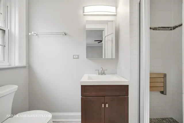 $230,000 | 6807 South Paxton Avenue, Unit 1, Chicago, IL 60649