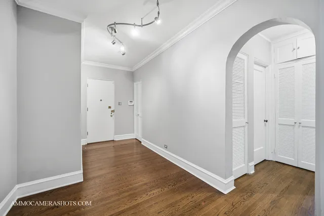 $230,000 | 6807 South Paxton Avenue, Unit 1, Chicago, IL 60649