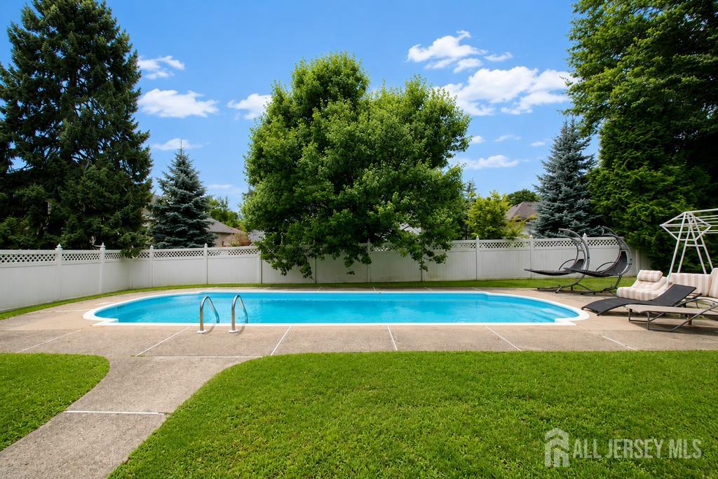 35 Shelley Road Springfield, NJ 07081 - Photo 11 of 45 Gallery Image 11