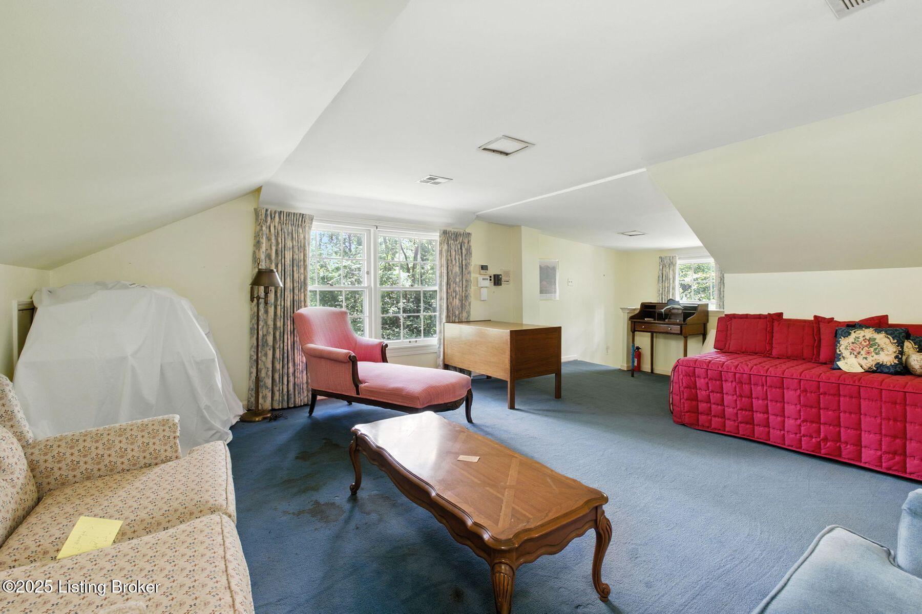 123 Arrowhead Road Louisville, KY 40207 - Photo 36 of 50 photo_online_036
