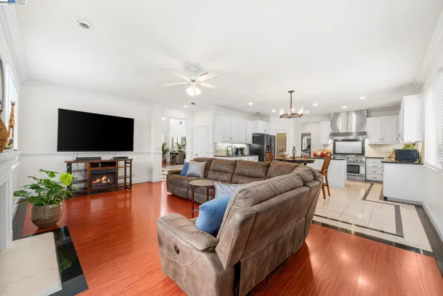 $898,000 | 1531 Riverview Avenue, Tracy, CA 95377