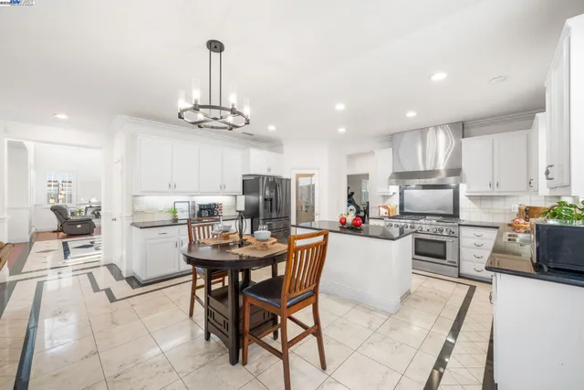 $898,000 | 1531 Riverview Avenue, Tracy, CA 95377