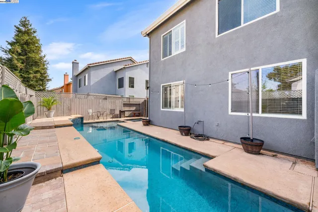 $898,000 | 1531 Riverview Avenue, Tracy, CA 95377