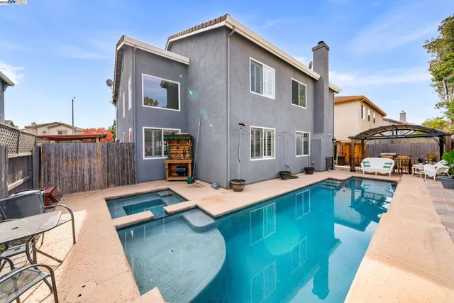 $898,000 | 1531 Riverview Avenue, Tracy, CA 95377