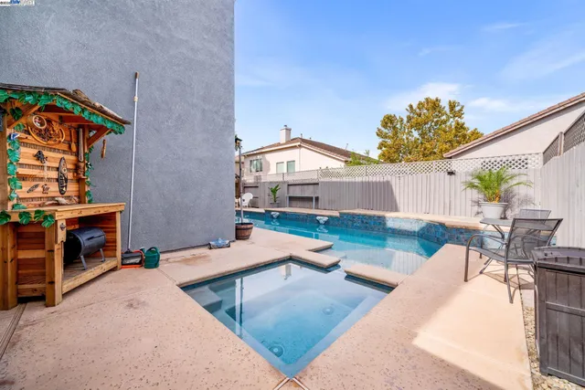 $898,000 | 1531 Riverview Avenue, Tracy, CA 95377