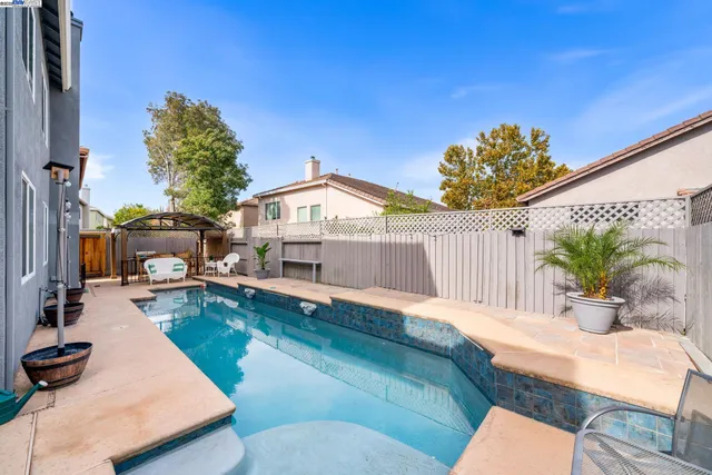 $898,000 | 1531 Riverview Avenue, Tracy, CA 95377