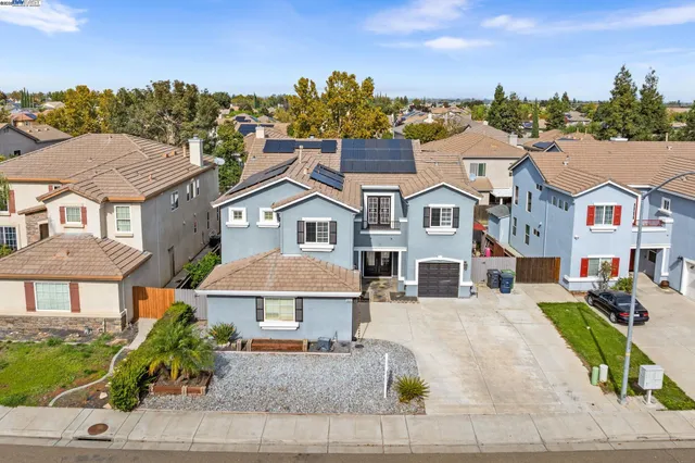 $898,000 | 1531 Riverview Avenue, Tracy, CA 95377