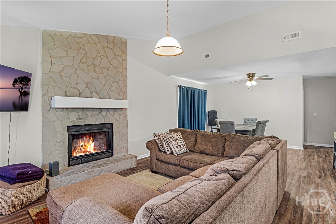 617 Oak Street Hinesville, GA 31313 - Photo 2 of 18