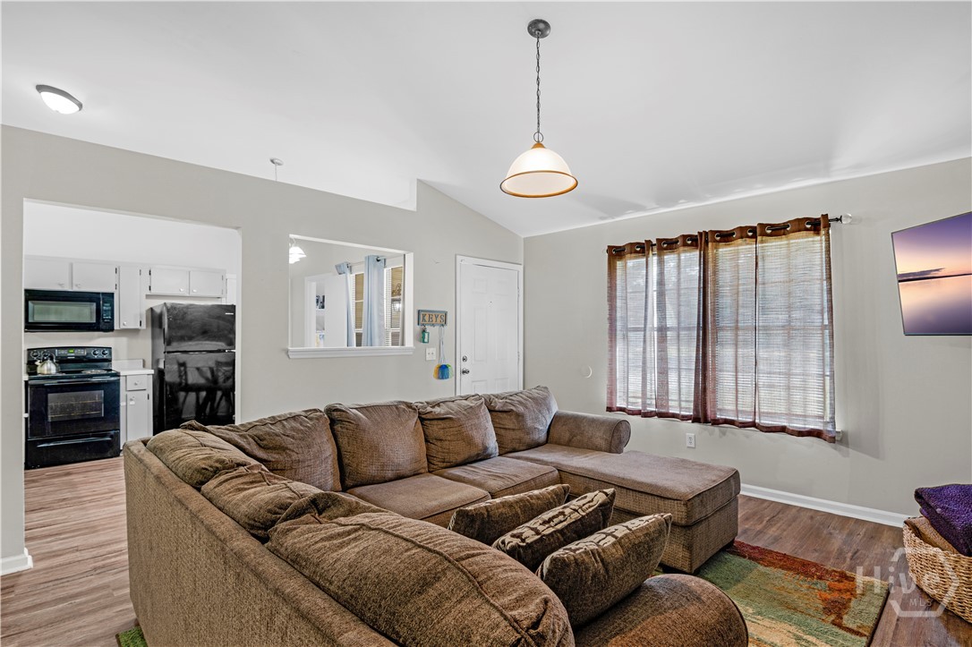 617 Oak Street Hinesville, GA 31313 - Photo 4 of 18