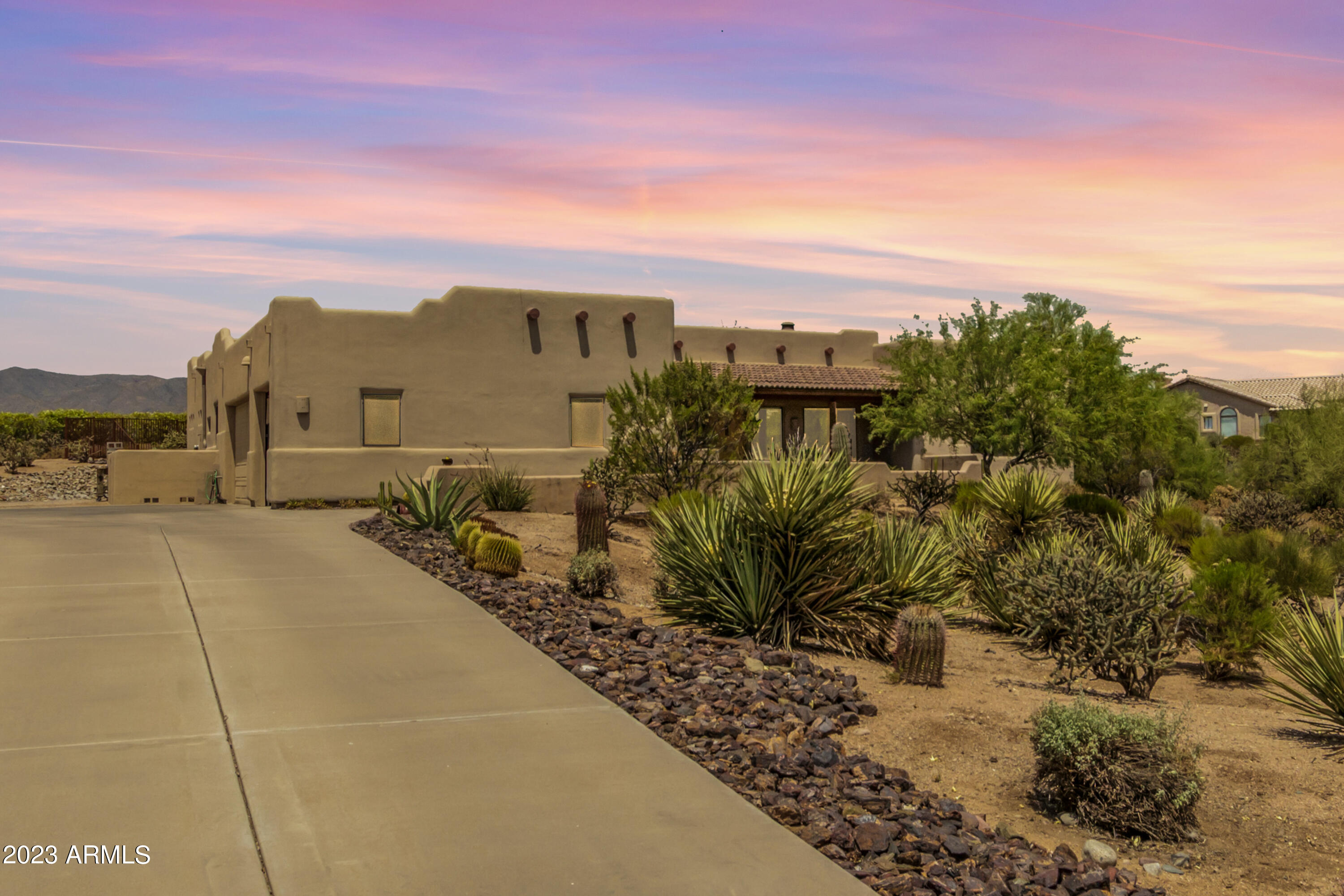 9504 Romping Road Carefree, AZ 85377 - Photo 1 of 50 04 - Romping