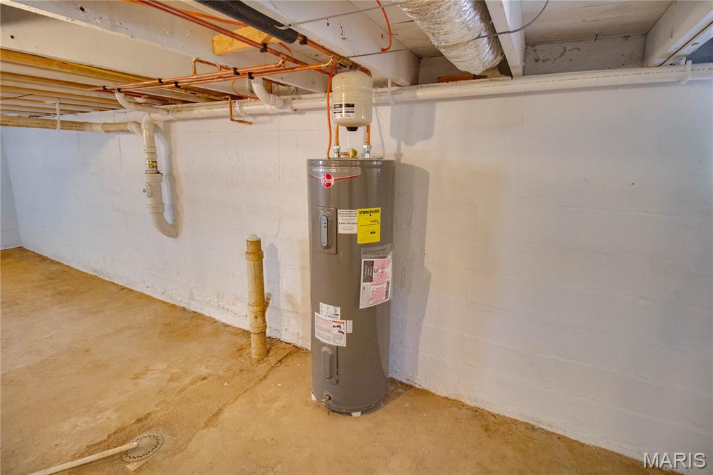 228 West Kane Road Kane, IL 62054 - Photo 35 of 42