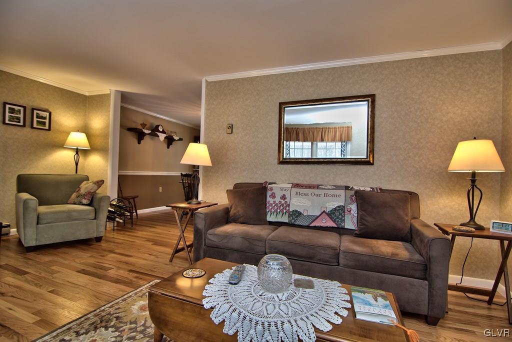 2471 Mountain Road Slatington, PA 18080 - Photo 11 of 49 Gallery Image 11