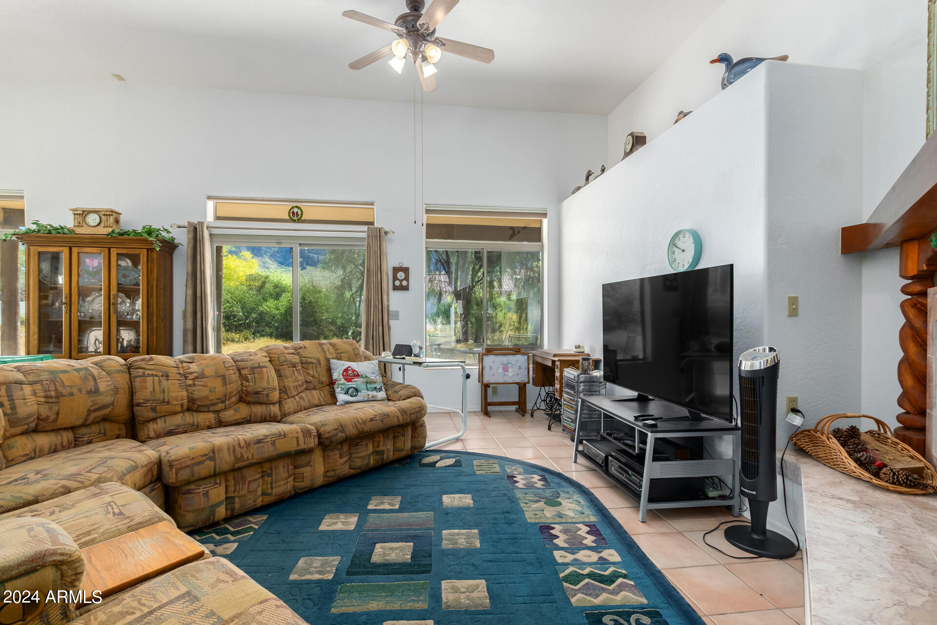 2675 North Al Sieber Road Apache Junction, AZ 85119 - Photo 6 of 40 Family Room