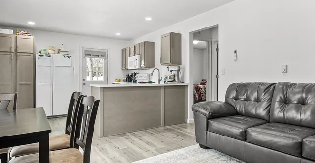 $1,150 | 23794 Kinne Avenue, Mattawan, MI 49071