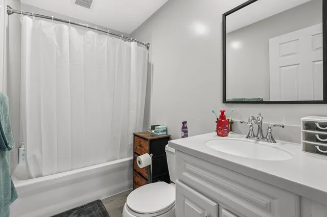 $1,150 | 23794 Kinne Avenue, Mattawan, MI 49071