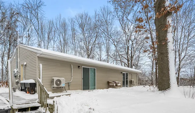 $1,150 | 23794 Kinne Avenue, Mattawan, MI 49071