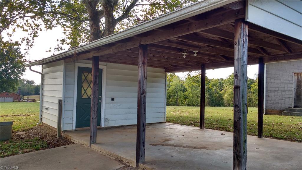 2439 Murray Road State Road, NC 28676 - Photo 6 of 12 Gallery Image 6