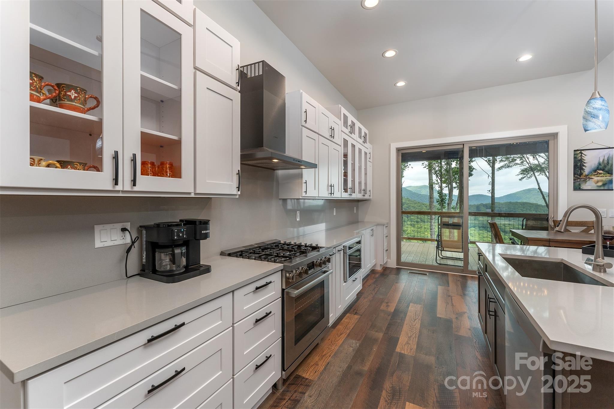 377 South Ridgerunner Road Burnsville, NC 28714 - Photo 18 of 44 Gallery Image 18