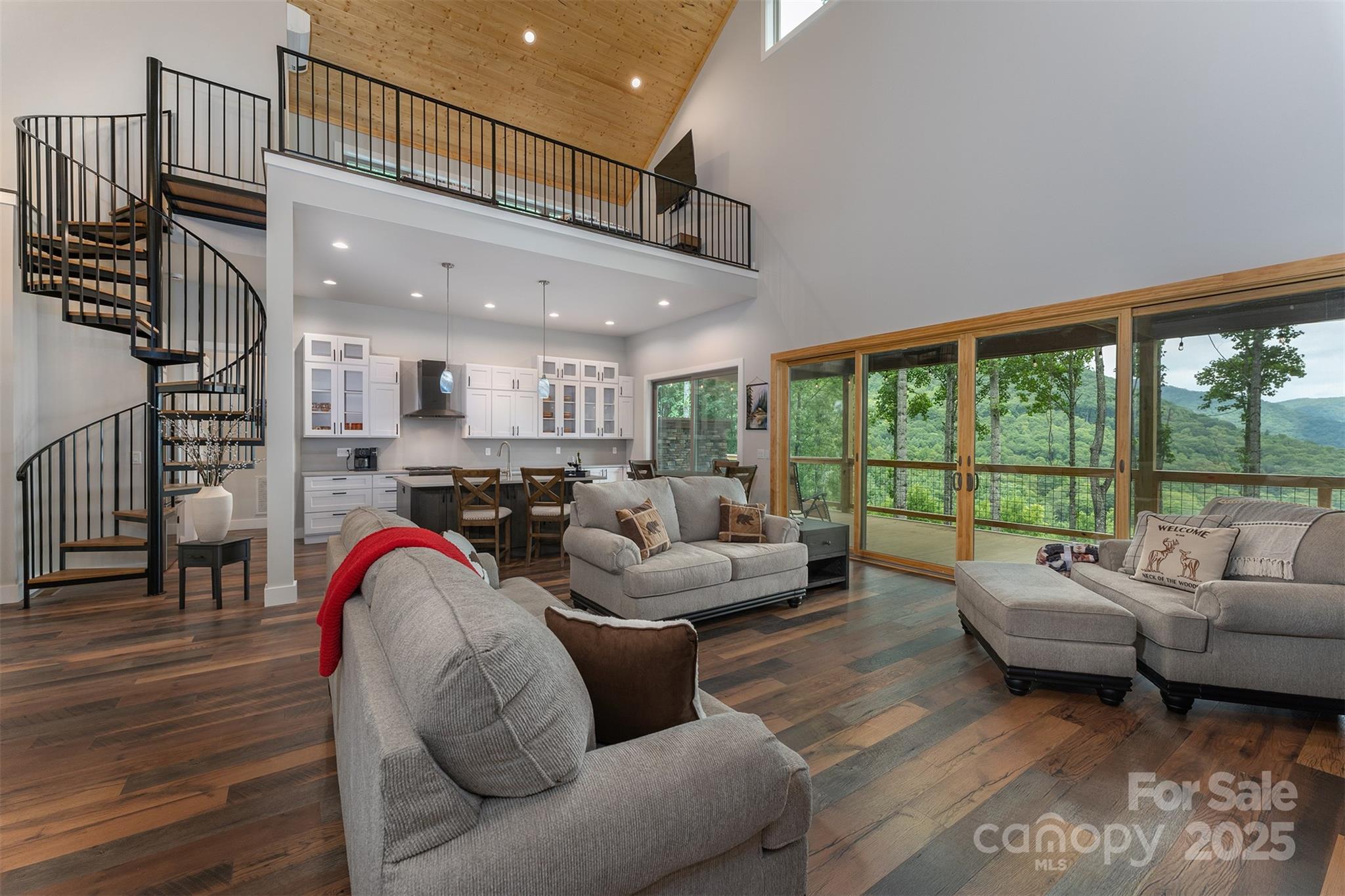 377 South Ridgerunner Road Burnsville, NC 28714 - Photo 10 of 44 Gallery Image 10