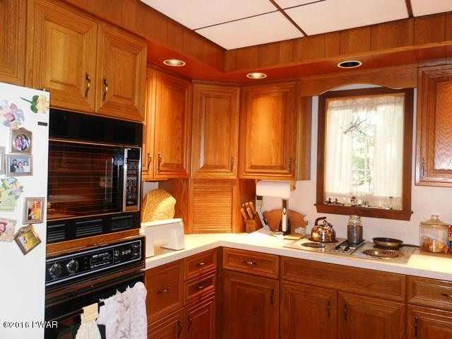 260 Dorys Road Dingmans Ferry, PA 18328 - Photo 32 of 44 lots of light