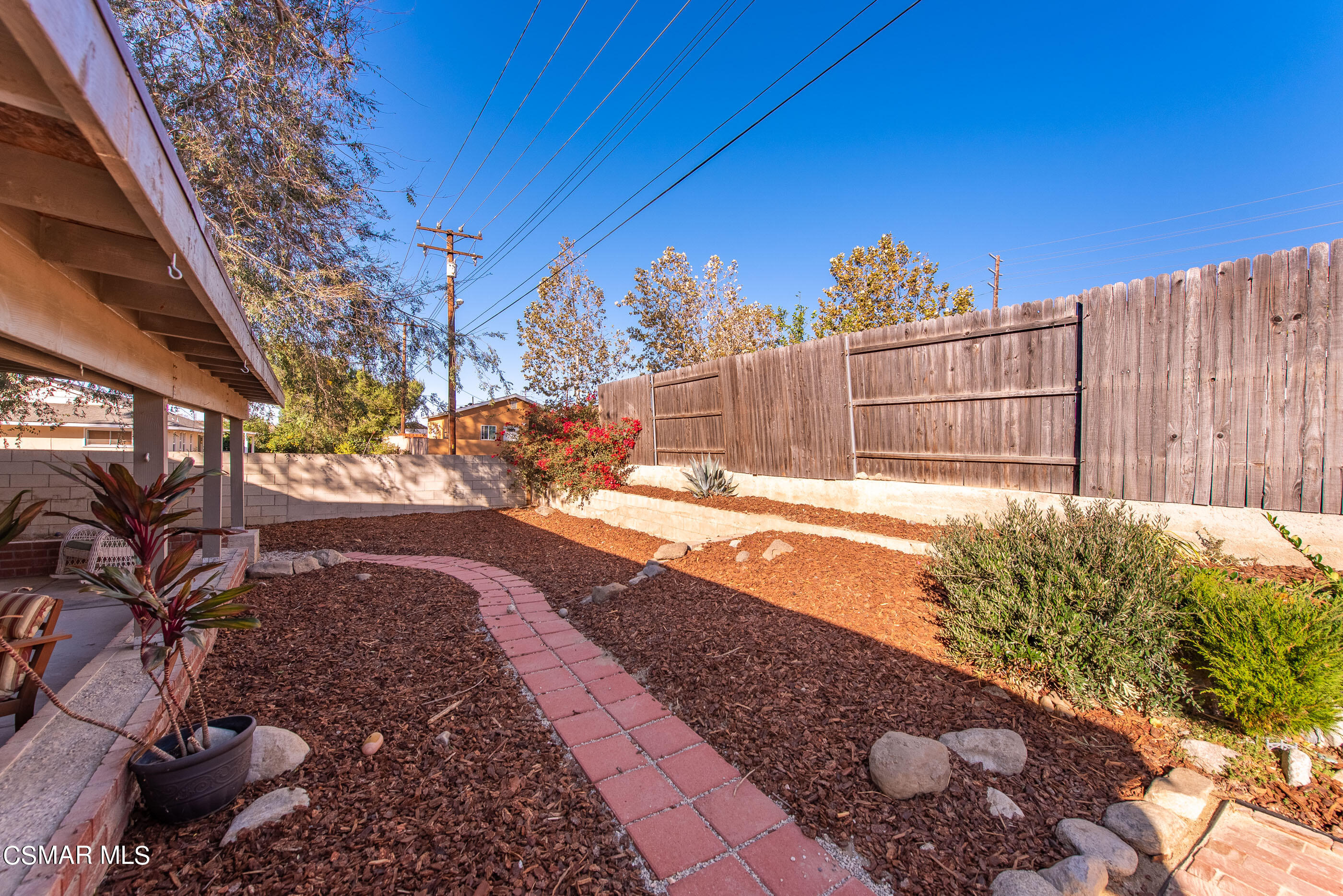 4109 Angela Street Simi Valley, CA 93063 - Photo 29 of 31 a view of a backyard