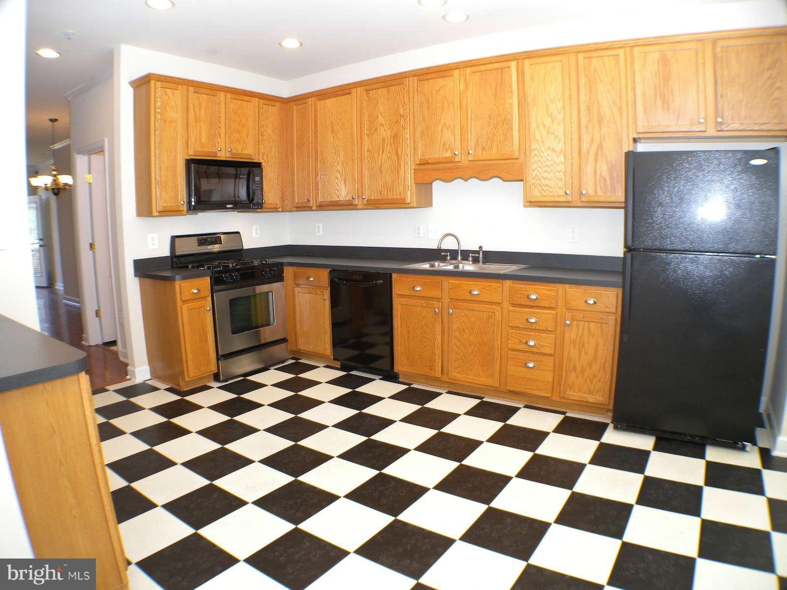 8159 Mississippi Road Laurel, MD 20724 - Photo 2 of 25 Kitchen