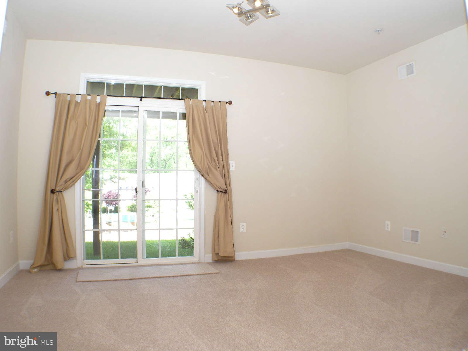 8159 Mississippi Road Laurel, MD 20724 - Photo 16 of 25 Family Room