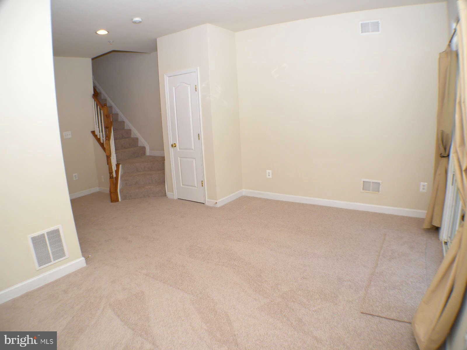 8159 Mississippi Road Laurel, MD 20724 - Photo 18 of 25 Family Room