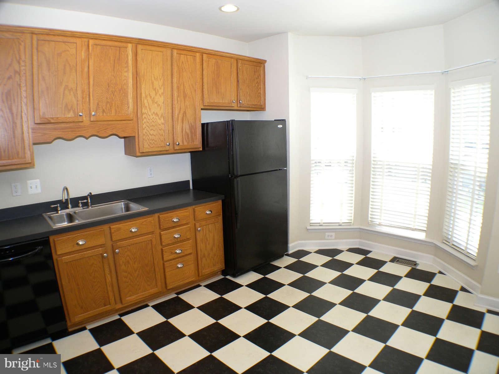 8159 Mississippi Road Laurel, MD 20724 - Photo 4 of 25 Kitchen