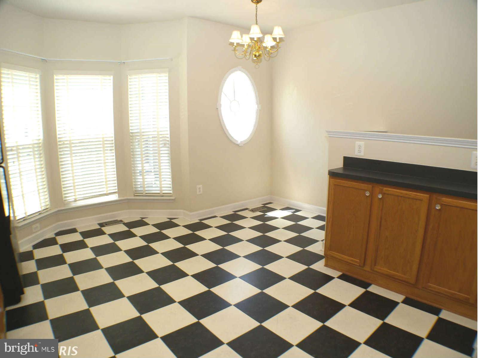8159 Mississippi Road Laurel, MD 20724 - Photo 6 of 25 Kitchen