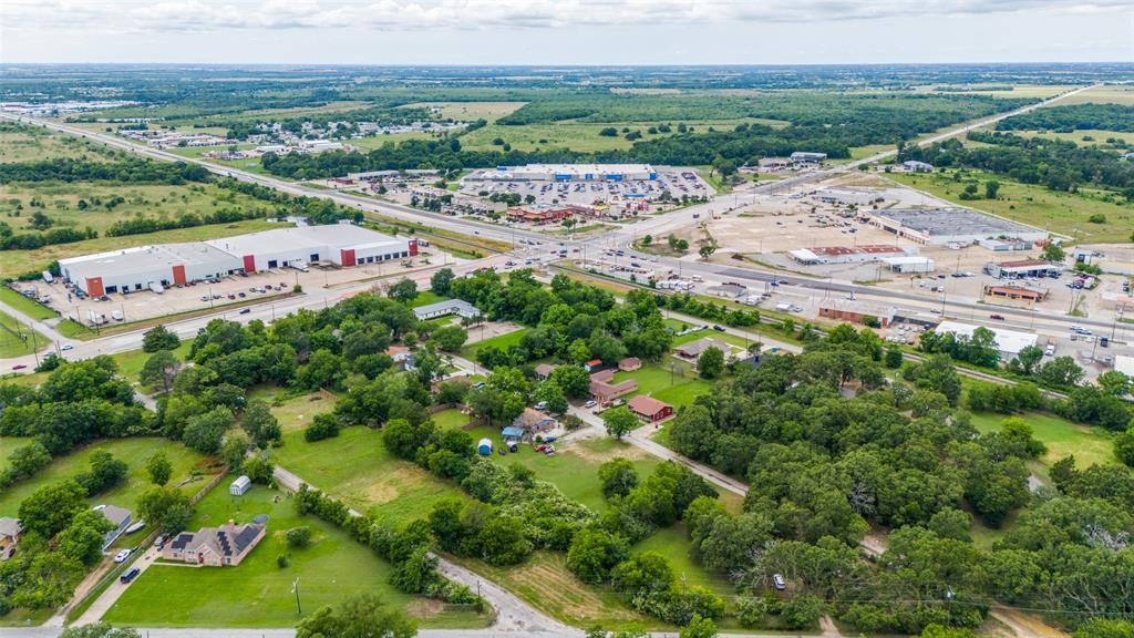 0 Williams Street Terrell, TX 75160 - Photo 3 of 5 an aerial view of a house with a garden