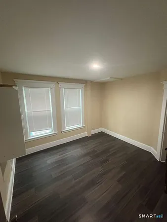 $2,600 | 100 Washington Terrace, Bridgeport, CT 06604