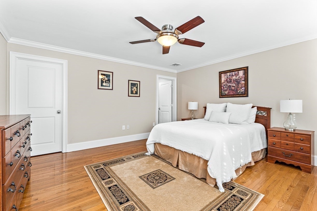 37 Mayflower Road Winchester, MA 01890 - Photo 27 of 42