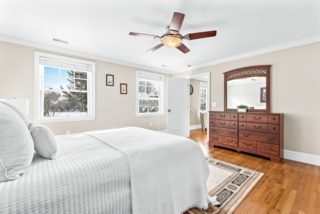 37 Mayflower Road Winchester, MA 01890 - Photo 29 of 42