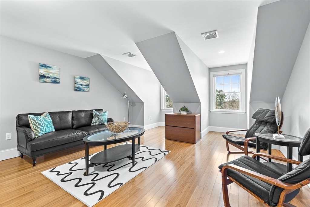 37 Mayflower Road Winchester, MA 01890 - Photo 34 of 42