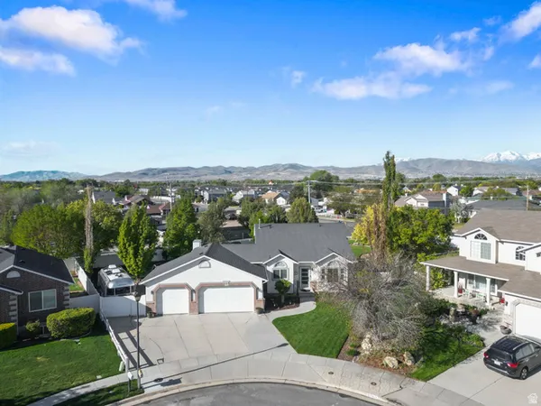 $795,000 | 1293 Margaret View Circle, Riverton, UT 84065