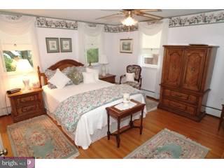 138 Harned Road Springfield, PA 19064 - Photo 4 of 6