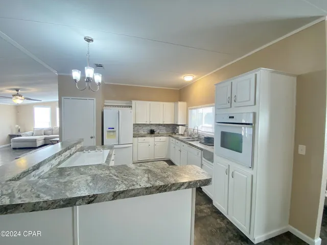 $199,900 | 7872 US 90, Sneads, FL 32460