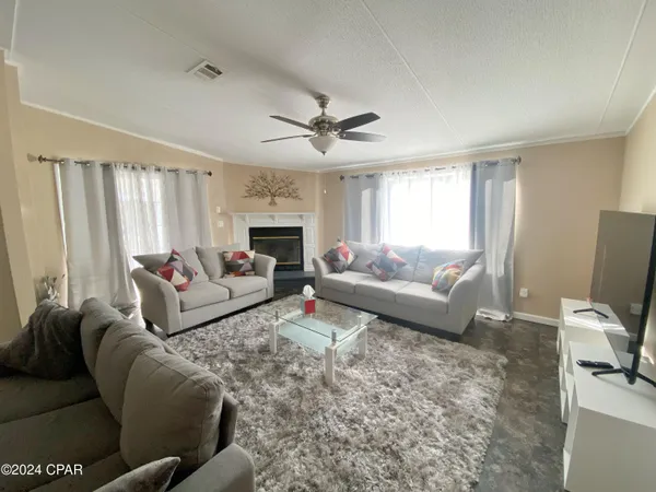 $199,900 | 7872 US 90, Sneads, FL 32460