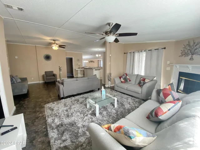 $199,900 | 7872 US 90, Sneads, FL 32460