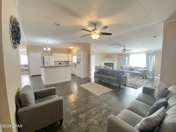 $199,900 | 7872 US 90, Sneads, FL 32460