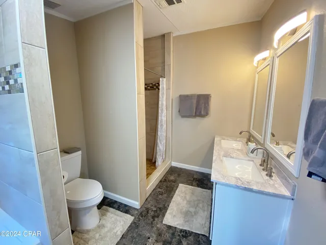 $199,900 | 7872 US 90, Sneads, FL 32460