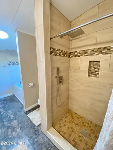 $199,900 | 7872 US 90, Sneads, FL 32460