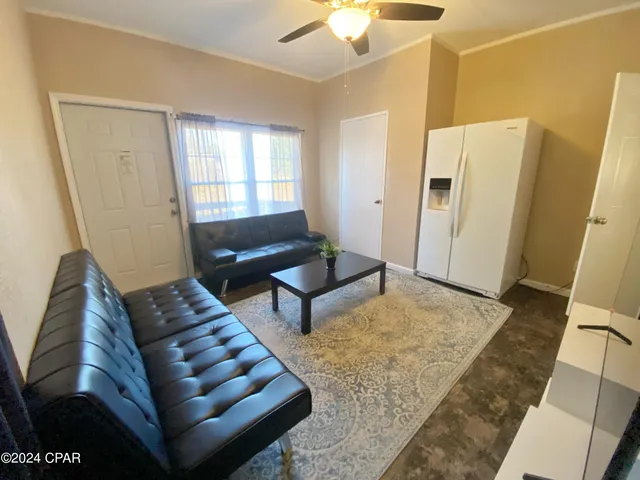 $199,900 | 7872 US 90, Sneads, FL 32460