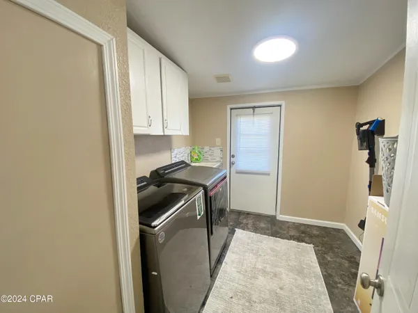 $199,900 | 7872 US 90, Sneads, FL 32460